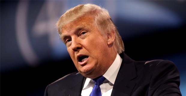 Trump Accuses Obama of Watching Movies Instead of Battling Terrorism