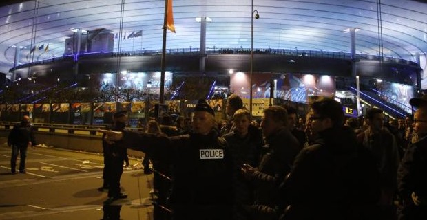 Report: Paris Attacker Was Syrian "Refugee" Who Arrived in Greece Last Month
