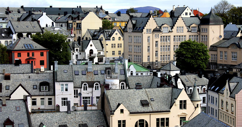 Norway 'paying' refugees to get out of country