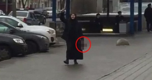 Woman in Moscow beheads 4-year-old-girl, parades severed head, chants "Allahu Akbar"