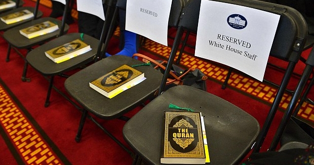 Obama Hid “Jesus” at Catholic University – But Allows “Allah” to Be Widely Displayed During Islamic Center Speech
